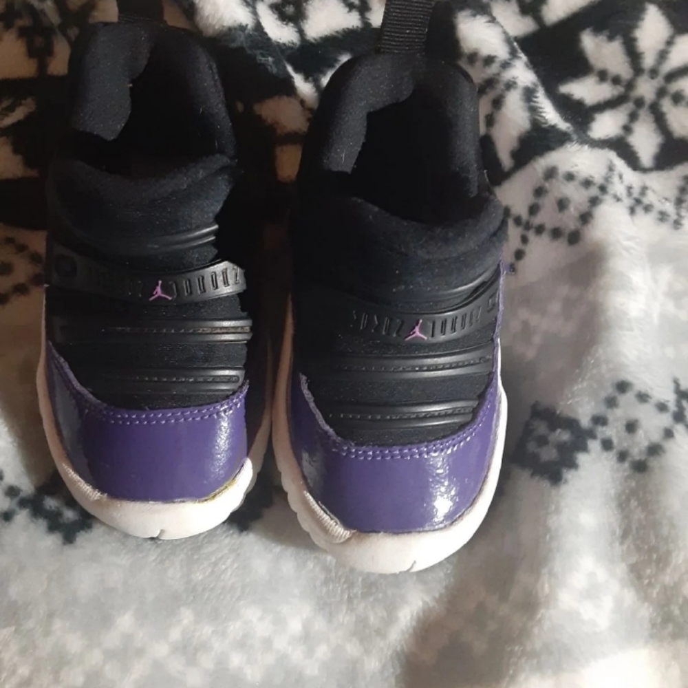 Jordan retro 11